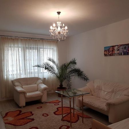 Rent Holding Apartments Iasi Exterior foto